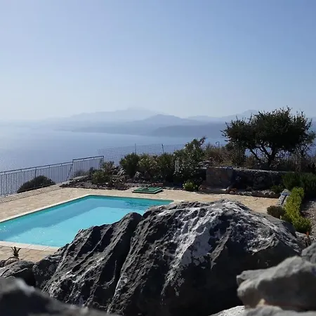 Gerrito Villa